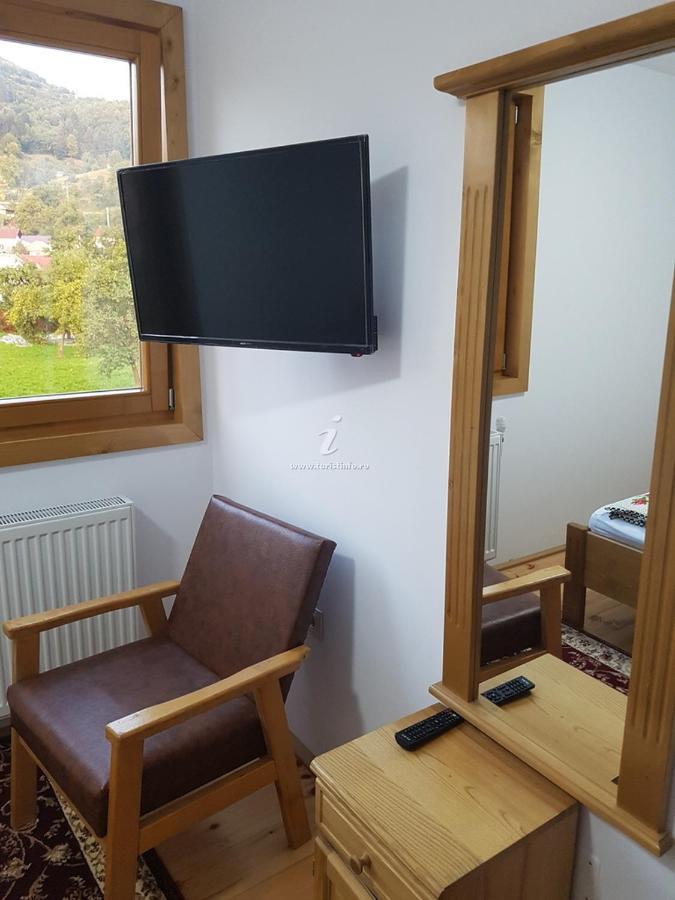 Camere De Inchiriat Floarea Reginei Vişeu de Sus Exteriér fotografie